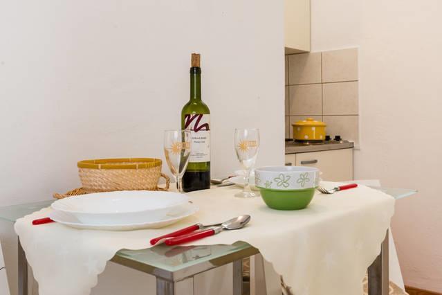 Apartments Lima Lazaneo Jelsa  Ngoại thất bức ảnh