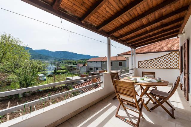Apartments Lima Lazaneo Jelsa  Ngoại thất bức ảnh